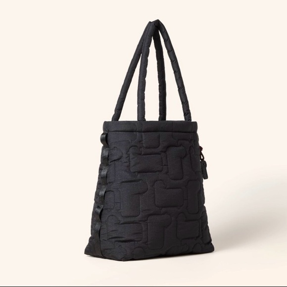 Woolrich x Target Quilted Sheep Tote Bag Black - Picture 9 of 11